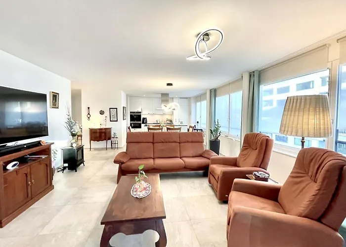 Central Lyss Apartment